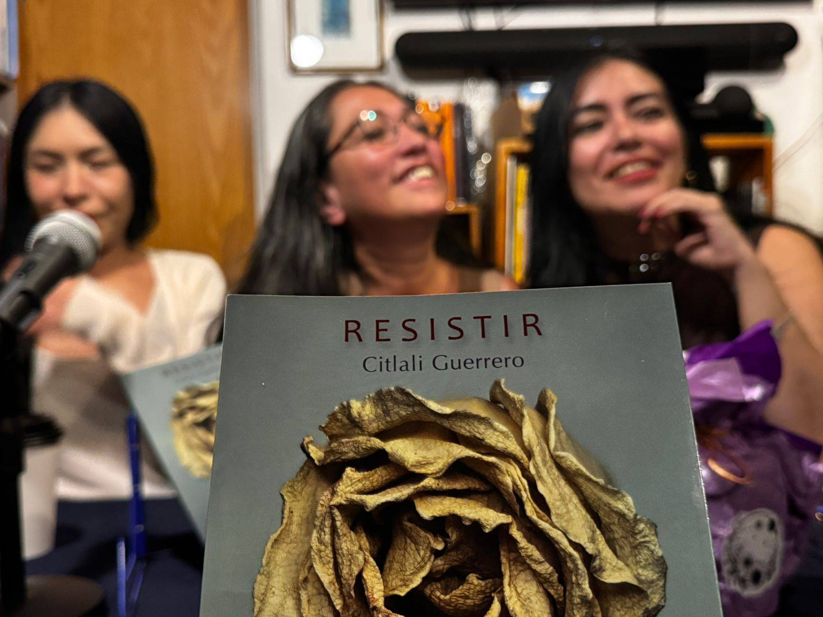 Presentación resistir